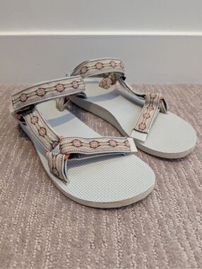 Southwestern/Aztec/Geometric Tevas Sandals
